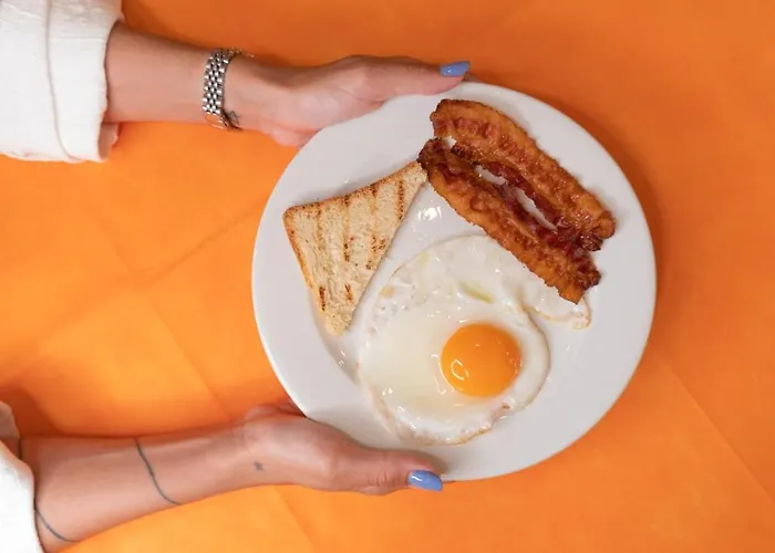 Ξενοδοχείο Nora 2*